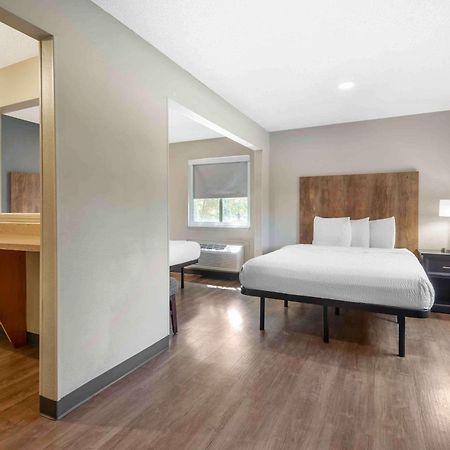 Extended Stay America Select Suites - Charlotte - University Place - E Mccullough Dr Exterior foto